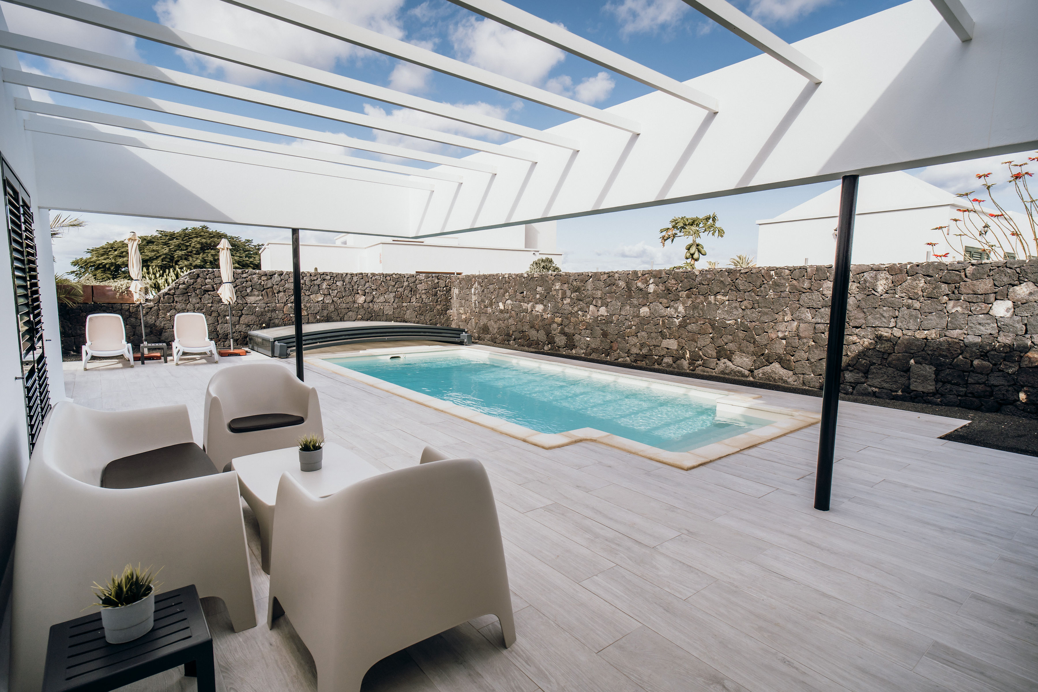 Mesa de comedor exterior
